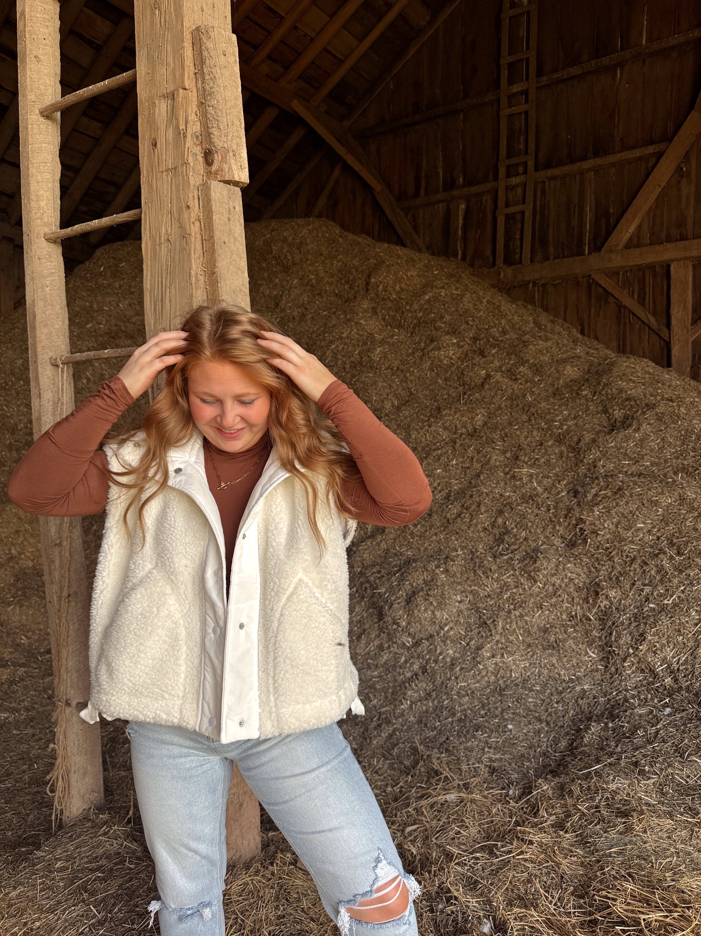 Sherpa Vest - White