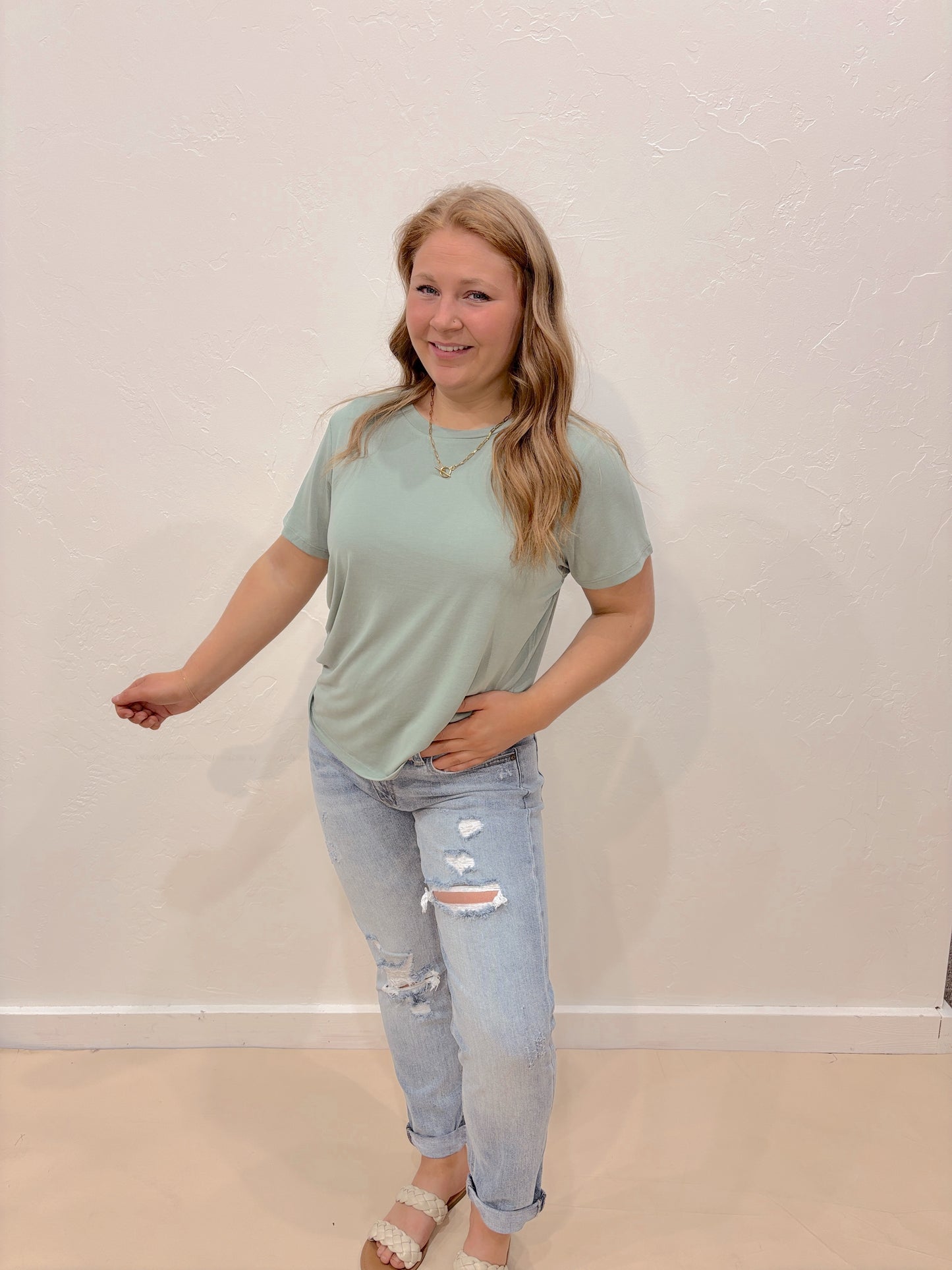 Basic Round Neck Tee - Sage Green