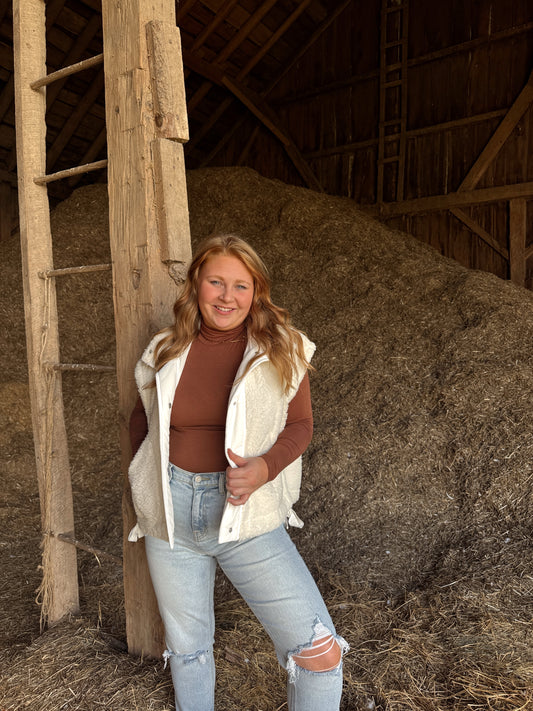 The Basic Turtle Neck - Chestnut