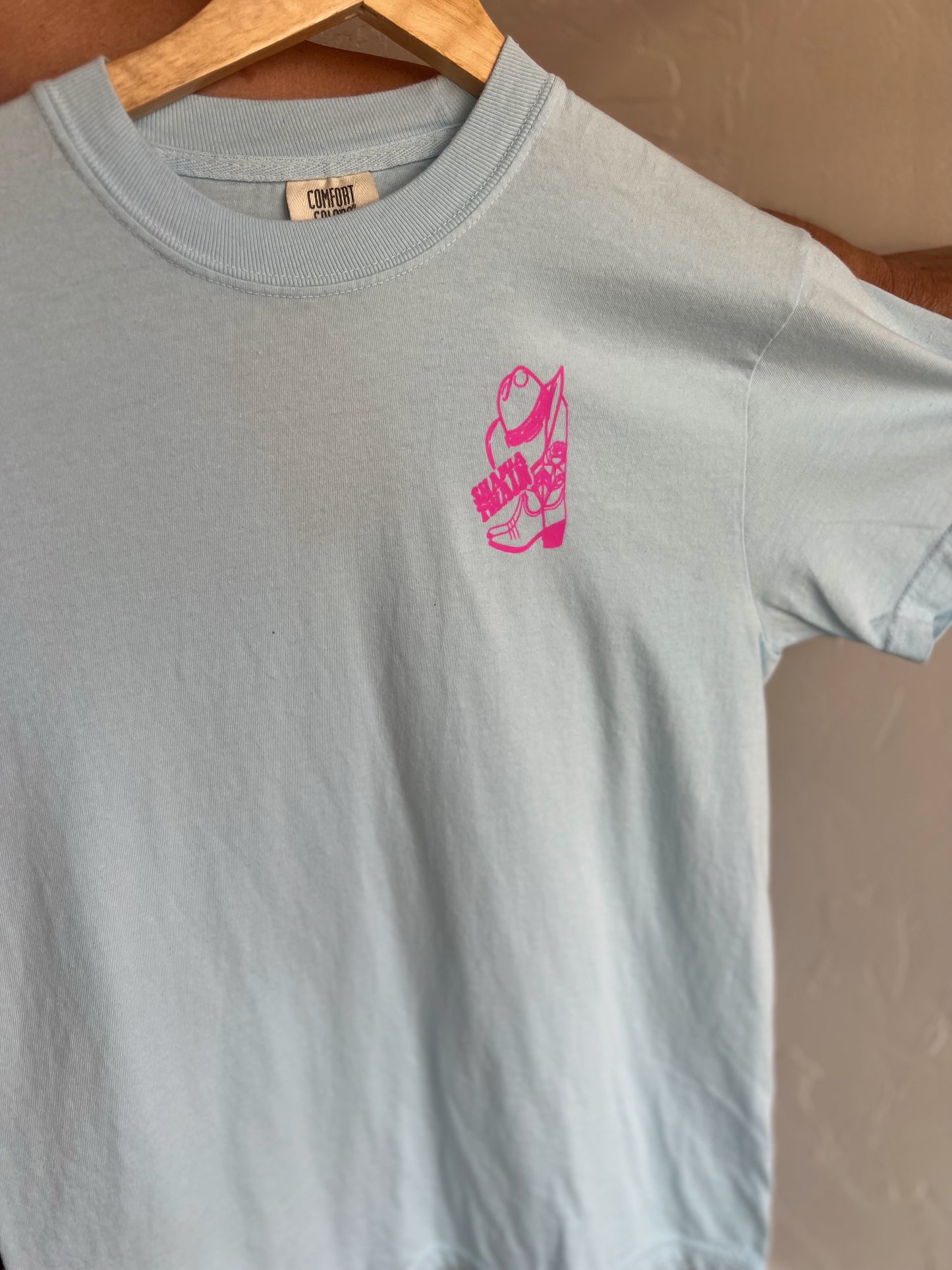Don’t Impress Me Much Graphic Tee