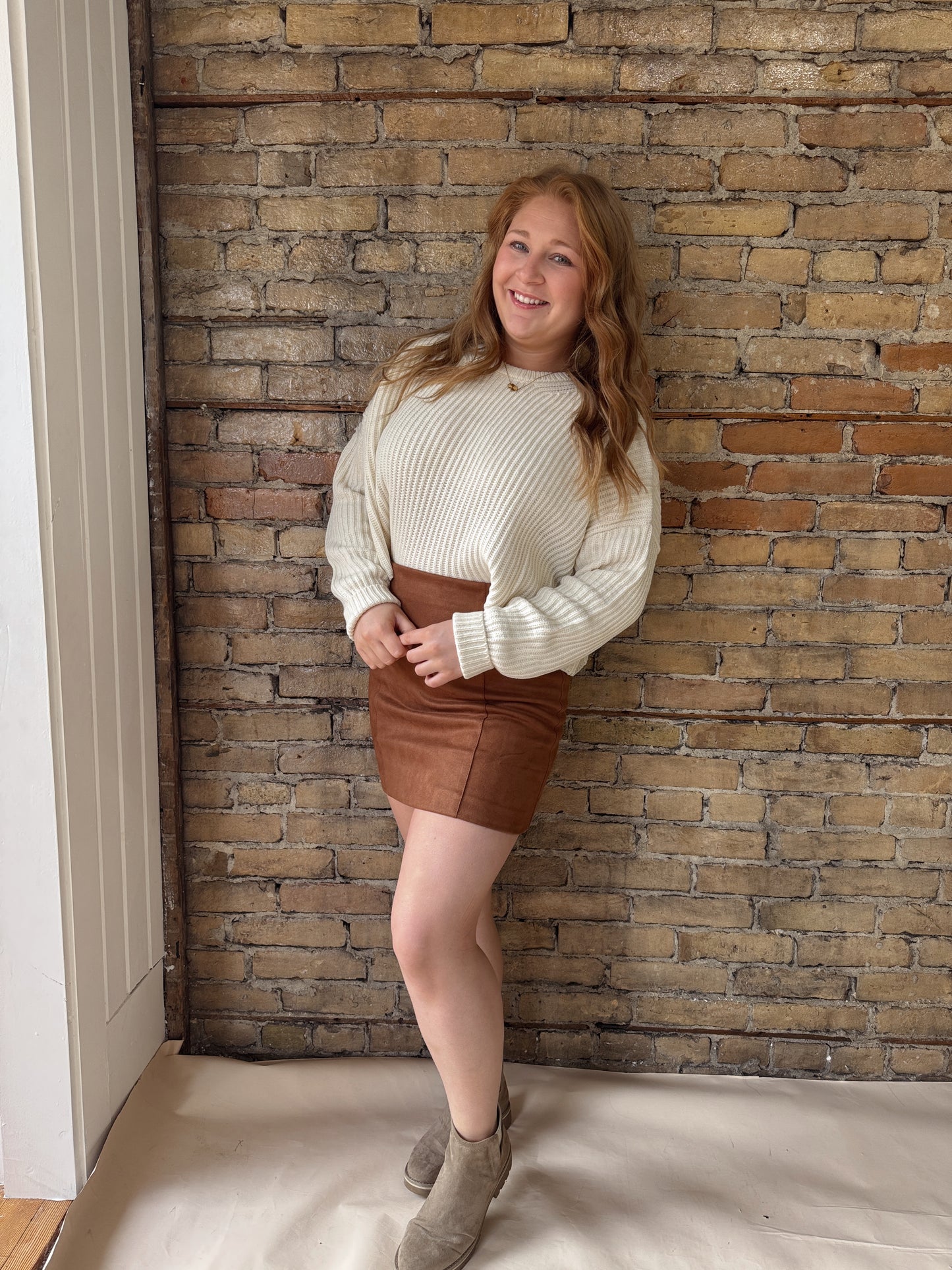 Cropped Knit Sweater - Cream