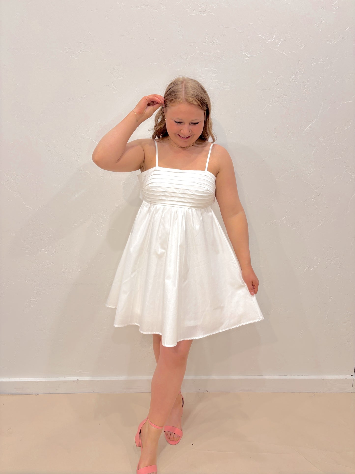 Summer Kiss Back Tie Dress - White