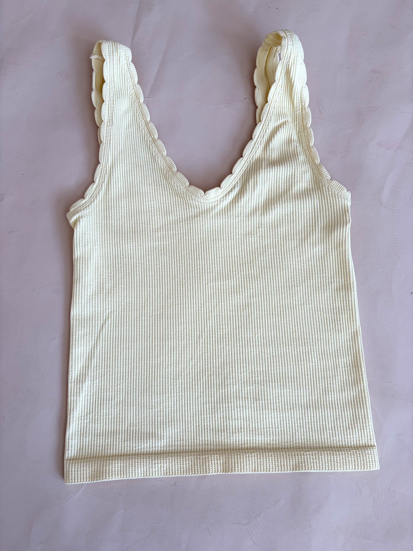 Scallop Reversible Tank - Pale Banana