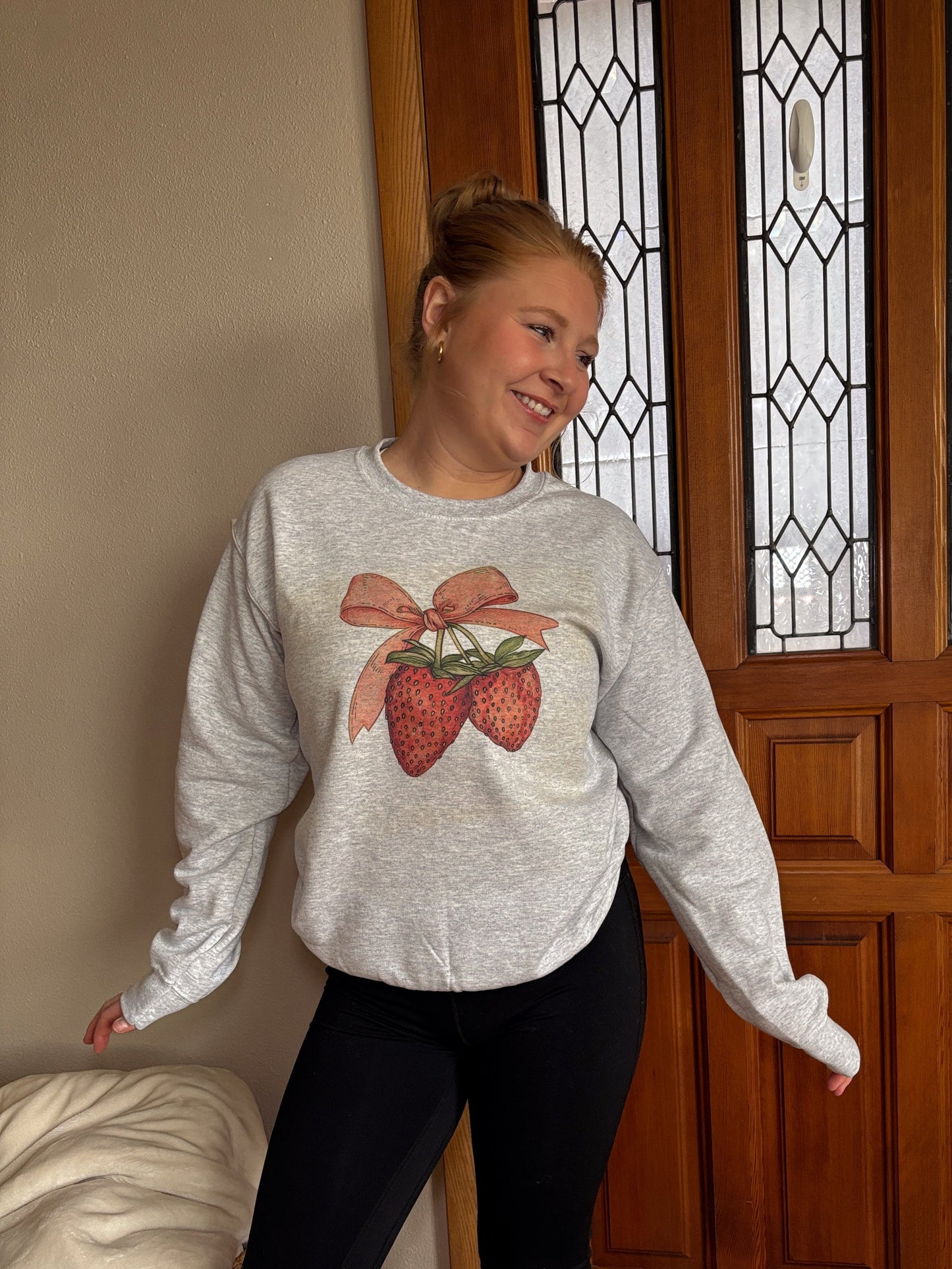 Strawberry bow Graphic Crewneck