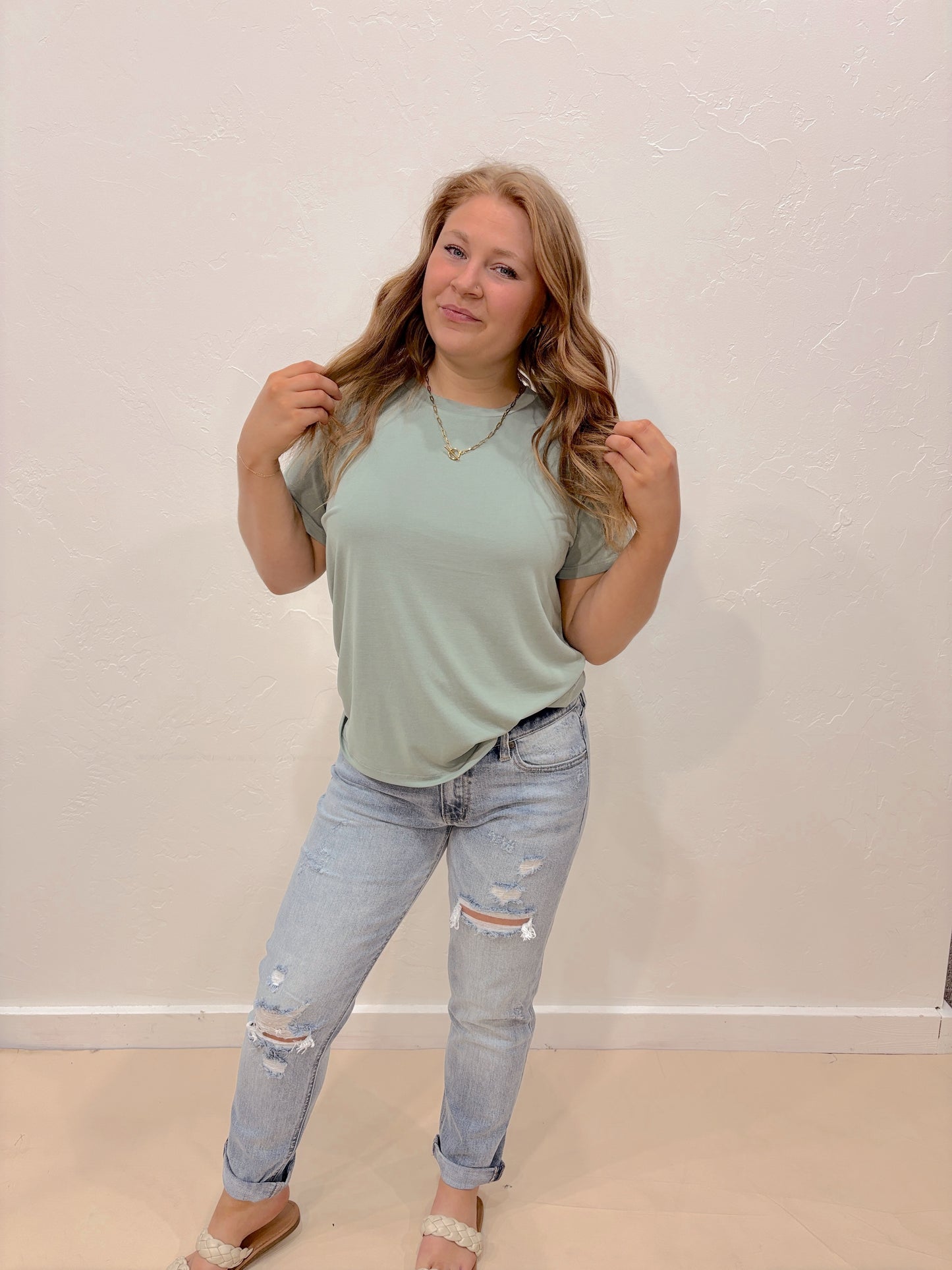 Basic Round Neck Tee - Sage Green