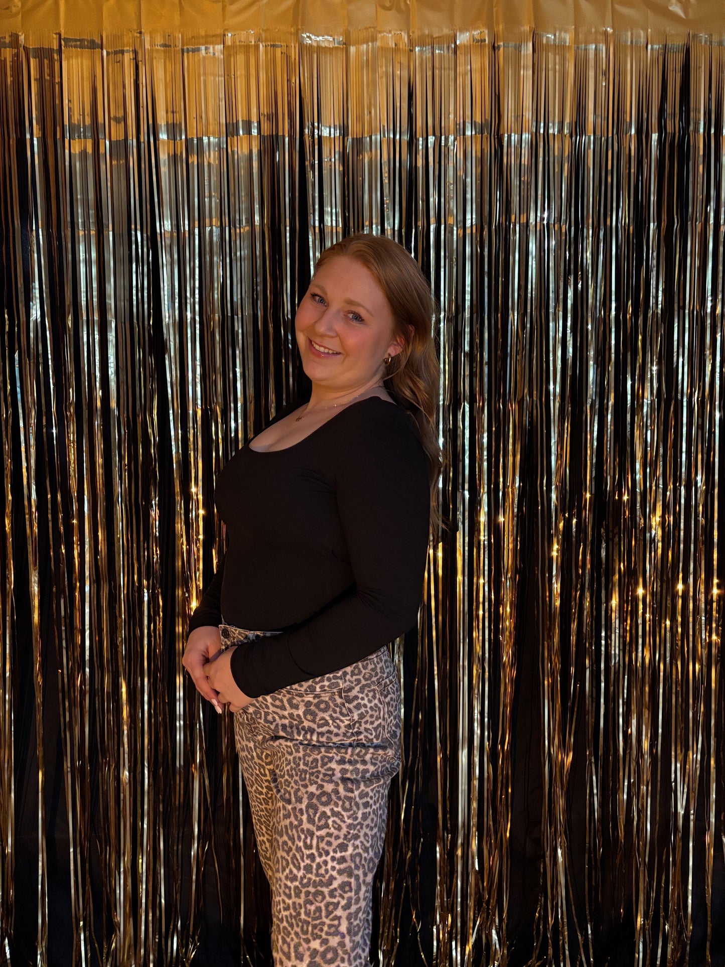 Long Sleeve Square Neck Tee - Black